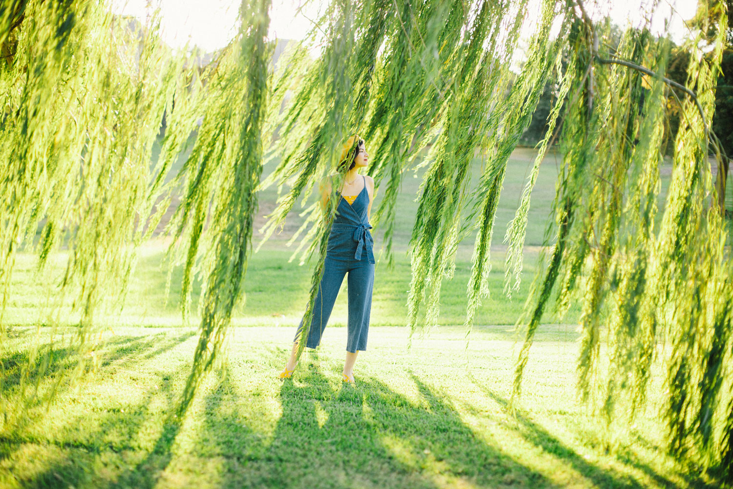 outdoor senior girl photography